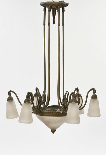 null MULLER FRERES in Luneville

Large chandelier with a silver plated bronze frame...