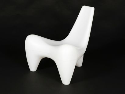 null Douglas MONT (born in 1973)



Spidlight armchair with one-piece body in white...
