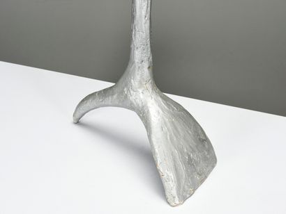 null Valentin CRIADO (1931-2010)

 Untitled 

Sculpture in metal and plaster. Unsigned....