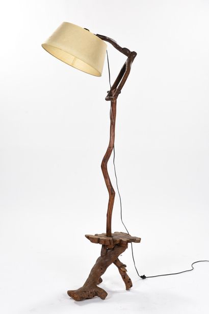 null BRUTALIST WORK

Articulated floor lamp in olive wood with one shelf.

Paper...