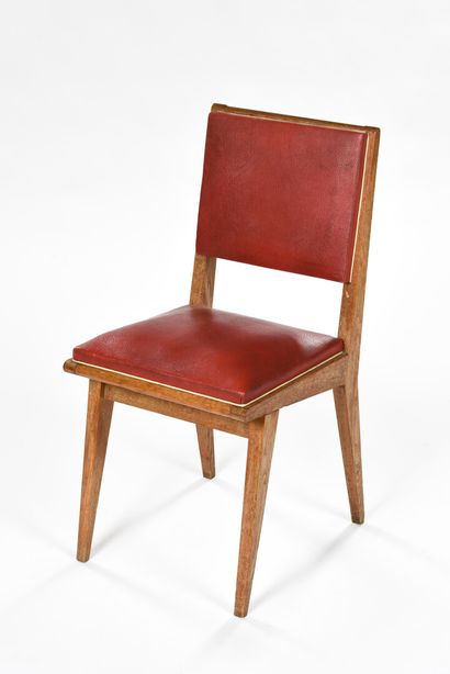 null LA METEORE

Suite of six chairs with compass base in solid oak. Seat and back...