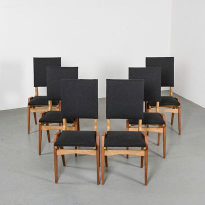 null Maurice PRE (1907-1988) (attributed to)

Suite of six chairs with solid mahogany...