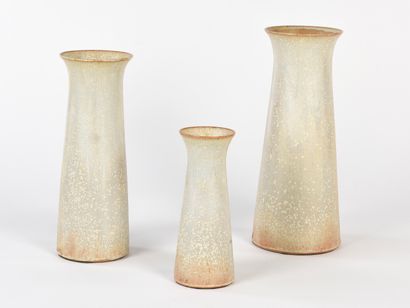 null Christian LIAIGRE (1943-2020)

Suite of three large stoneware vases with conical...