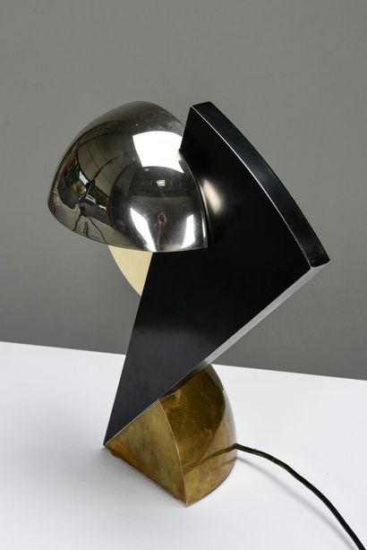 null Serge MANZON (1930-1998)

Rare flash lamp with a half-hemispherical reflector...
