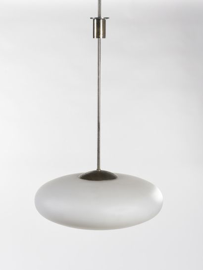 null Attributed to STILNOVO 

Suspension lamp similar to the Nuvola model with nickel-plated...