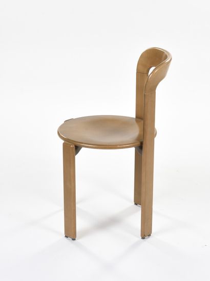 null Bruno REY (Born in 1935)

Suite of six chairs model Rey Chair in varnished solid...