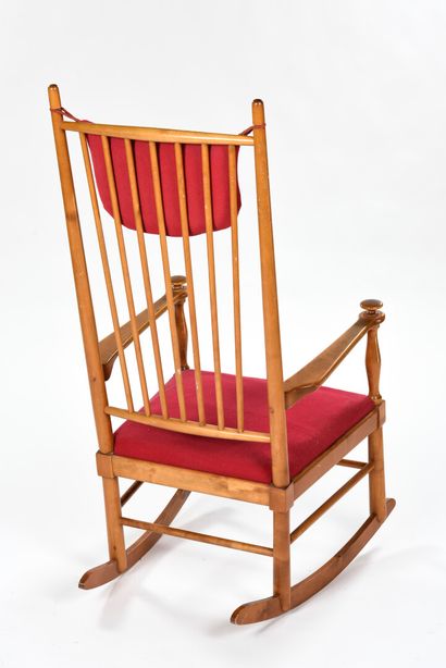 null Karl-Axel ANDERSSON (XX th)

Rocking Chair model Isabella in wood and seat covered...