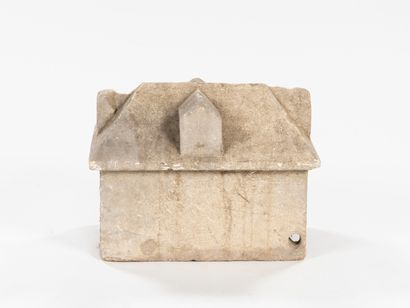 null Elément d'architecture figurant une maison en pierre calcaire sculpté dans 

la...