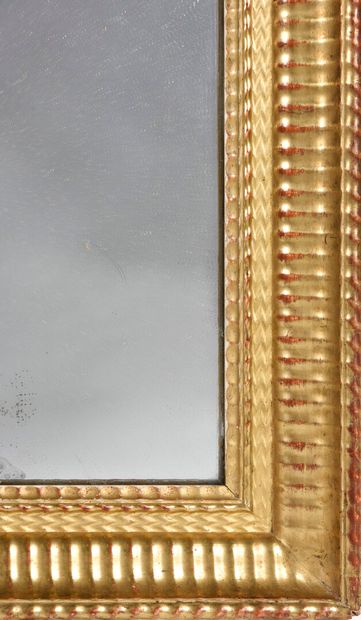 null Miroir en bois doré

Epoque louis XVI

108 x 90 cm

(redoré)