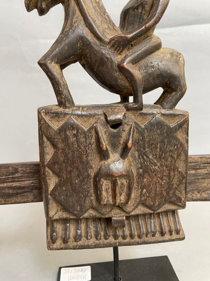 null Serrure dogon en bois sculpté

H : 41 cm