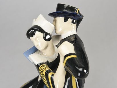 null R. Micheau-Vernez

Couple of dancers

Henriot Quimper earthenware

H : 34 c...