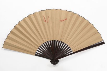 null Wooden fan painted with flowers

Circa 1920

88 x 160 cm