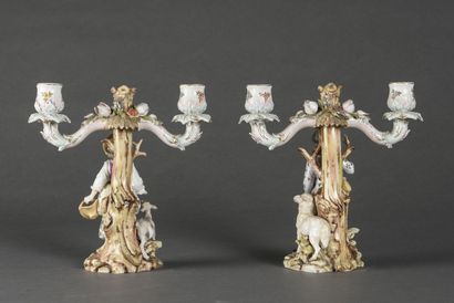 null FOLGSTEDT- RUDOLSTADT

Pair of porcelain candlesticks decorated with a young...