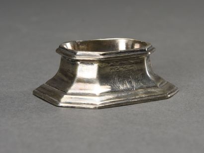null Plain silver saleron stamped with arms surmounted by an episcopal hat

18th...