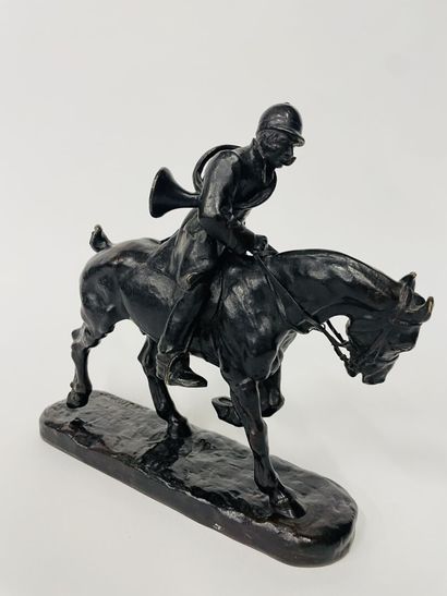 null Gaston D'ILLIERS (1876-1932)

The return of hunting 

Patinated bronze signed...