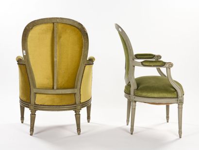 null Duchesse de style Louis XVI et un fauteuil et une chaise en bois laqué

Garniture...