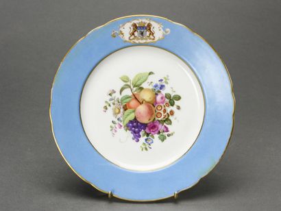 null Suite of twelve plates in painted porcelain with polychrome decoration of flowers,...