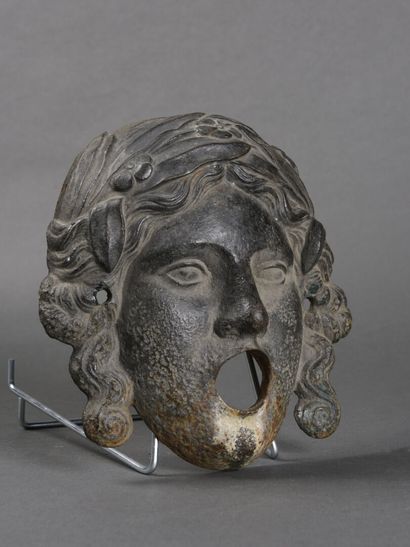 null Masque de fontaine en fonte de fer 

19ème siècle

H : 25- L: 24 cm