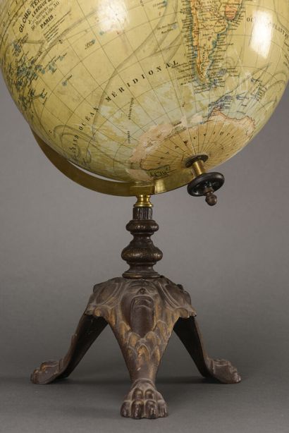 null Globe terrestre

Vers 1900

H : 56 cm

Enfoncements