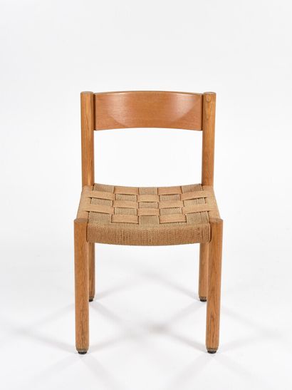 null ROBERT (NÉ EN 1931) & TRIX HAUSSMANN (1933-2020)

Suite de six chaises modèle...