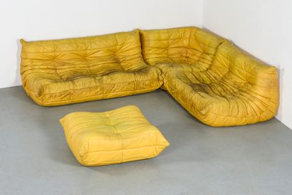 null Michel DUCAROY (1925-2009)

uEnsemble modèle TOGO en cuir jaune, composé d'un...