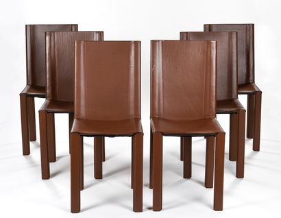 null Matteo GRASSI (1927-2001)

Suite de six chaises modèle Coral entièrement gainées...