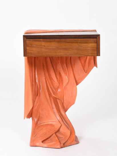 null Vincent GONZALEZ (1928-2019)

Selette opening by a drawer with carved and stained...