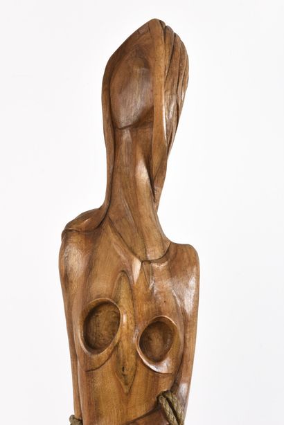 null Vincent GONZALEZ (1928-2019)

Saint Agatha, 

Carved oak and rope, 

Titled...