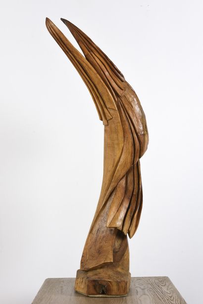  Vincent GONZALEZ (1928-2019) 
The New Angel, 
Carved oak subject, 
Monogrammed and...