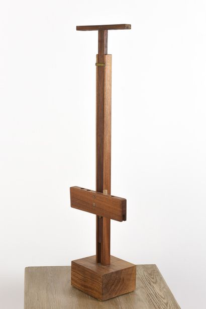 null Oak easel adjustable in height

H : 89 cm