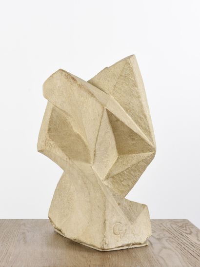 null Vincent GONZALEZ (1928-2019)

Abstract composition, 

Limestone, 

44 x 30 x...