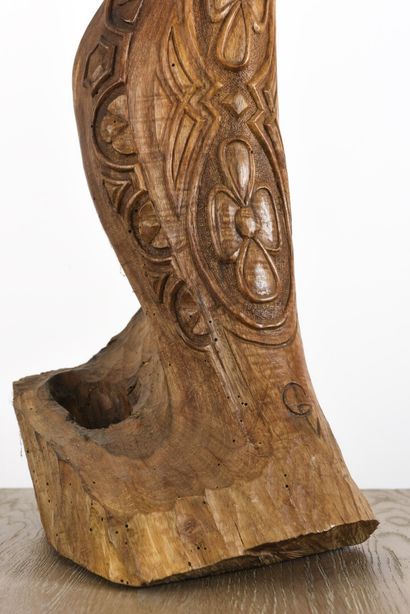 null Vincent GONZALEZ (1928-2019)

Matador en chêne sculpté, 

Monogrammé en bas

90...