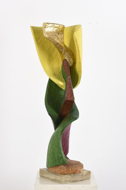  Vincent GONZALEZ (1928-2019) 
Fleur en chêne sculpté, 
H : 60 cm
