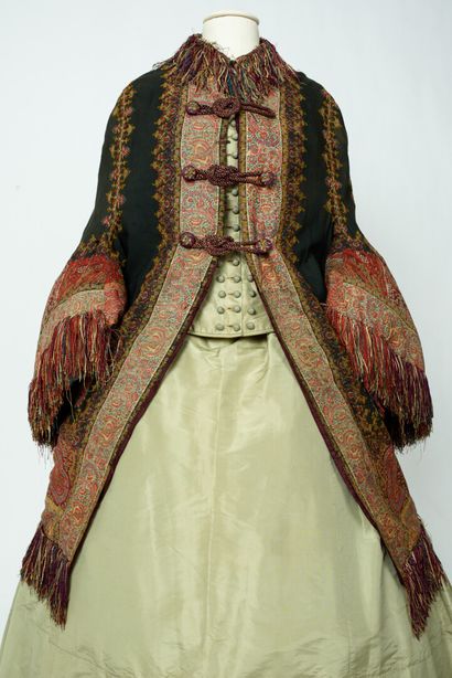 null Visite en cachemire français brodé pour une robe à crinoline - France Circa...