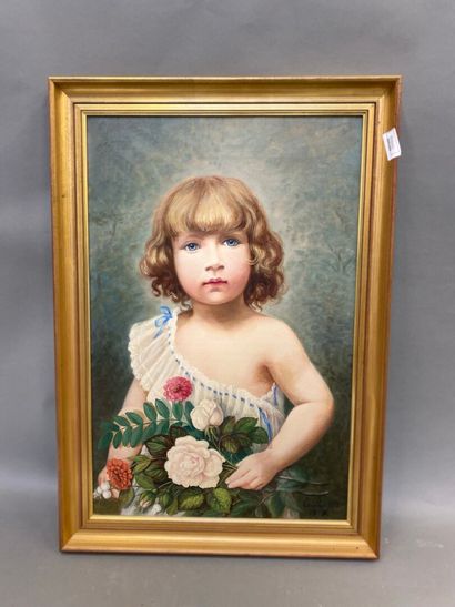 ER 
Portrait d'enfant 
huile sur toile, signée...