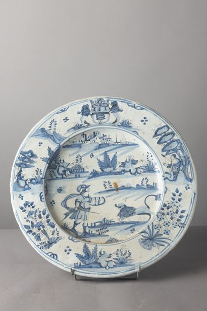 null NEVERS

Grand plat rond en faïence bleue

17ème siècle

D. 47,5 cm