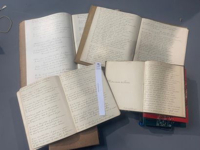 null Un ensemble de 12 cahiers manuscrits de Marie-Louise Basset. Circa 1900. Principalement...