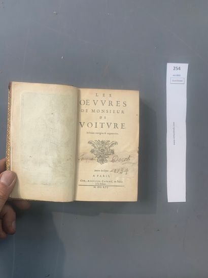null Les oeuvres de Monsieur de Voiture. 1 volume in-16 relié cuir. Paris, 1656.