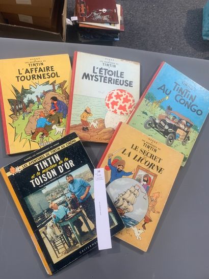 null [Bandes-dessinées]. Tintin. Un ensemble de 5 albums dos ronds (accidents) :...