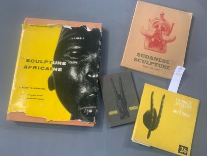 null [Afrique]. 4 volumes : La sculpture africaine ; Sudanese sculpture ; Grammaire...