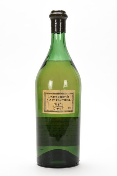 null 1 B CHARTREUSE JAUNE V.E.P. 100 cl 42% "mise en bouteille l'an 1973" (4,8 cm;...