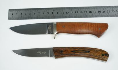 null Un lot de deux couteaux droits



Couteau D. Deaver, new river 1990.

21 cm...