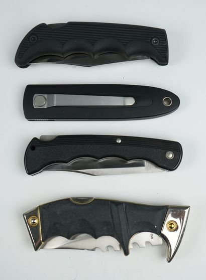 null Un lot de 4 couteaux à manche plastique : 



Un couteau KERSHAW, 1060, à poignée...