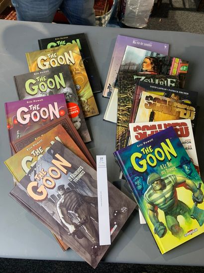 15 volumes format Comics. 
The GOON : tomes...