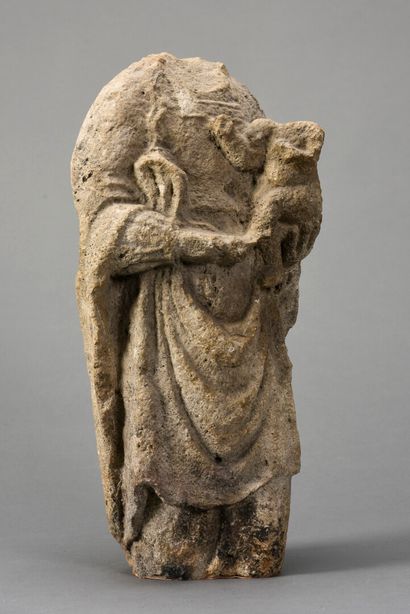 null Vierge à l'Enfant

Pierre calcaire 

XIV-XVème siècle.

Fragment 

H : 40 -...