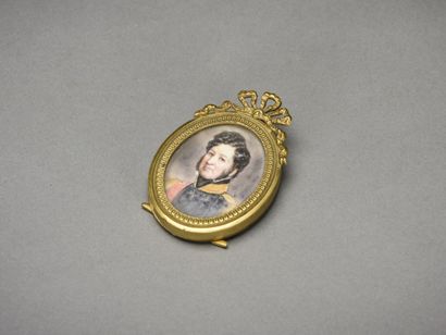null Suiveur de François MEURET

Louis Philippe d'Orléans

Miniature ovale sur ivoire...