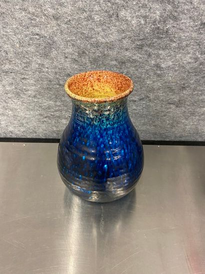 null ACCOLAY, vase balustre en grès émaillé 

H : 24 cm
