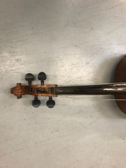 null FRITZ OTTO KAISER

Demi violoncelle avec etui

Daté 1927

70 cm