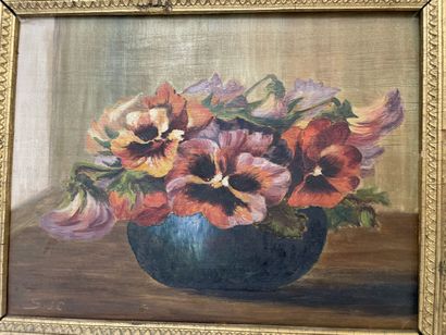 null Bouquet de fleurs

Huile sur panneau

19 x 22 cm