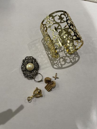 null Bracelet manchette dans sa boite avec bijoux fantaisie
